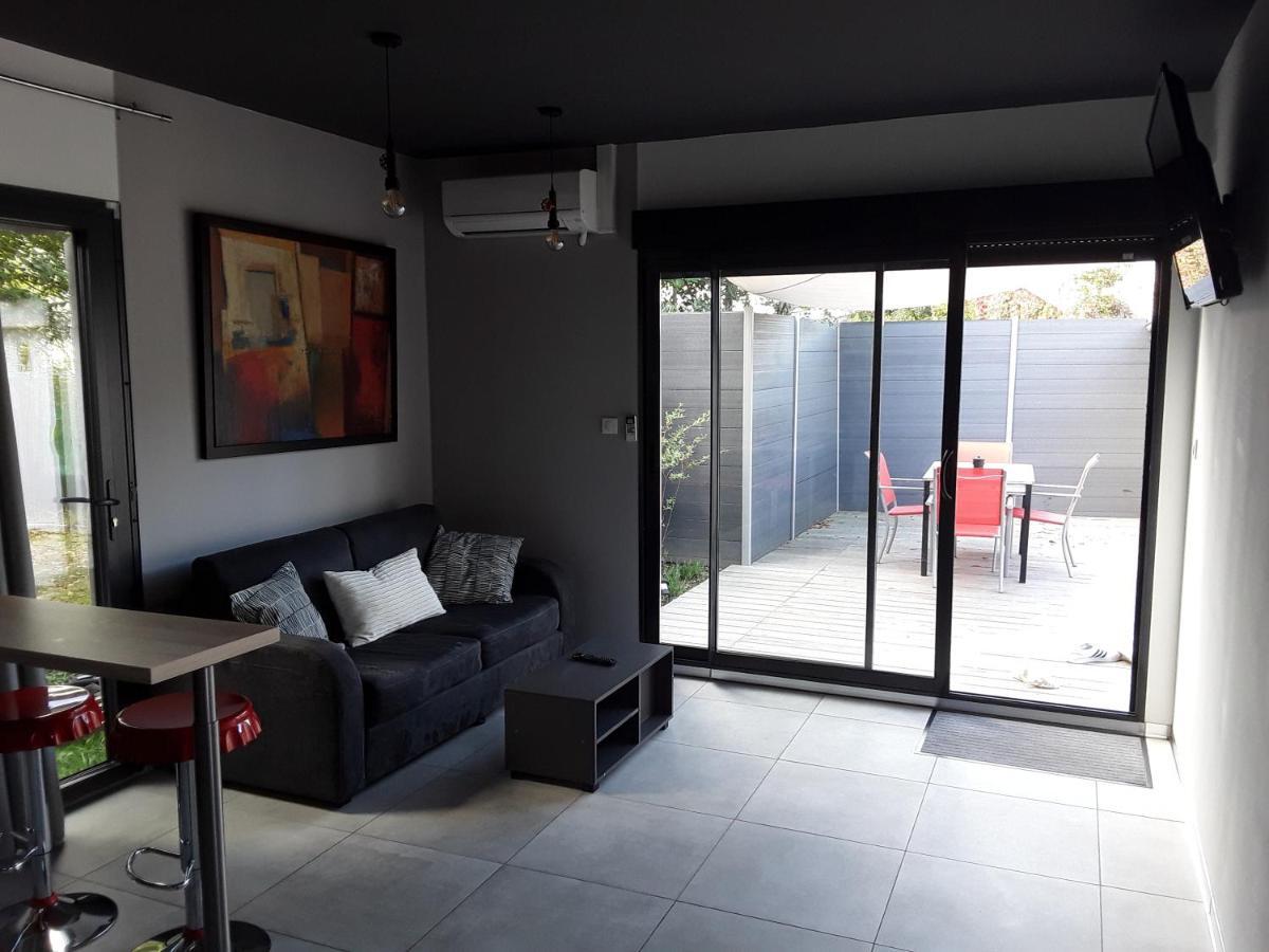 Joli 2 Pieces Esprit Loft Moderne Apartment Pau Luaran gambar